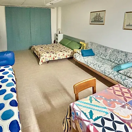 Urban 65 Αλγκέρο